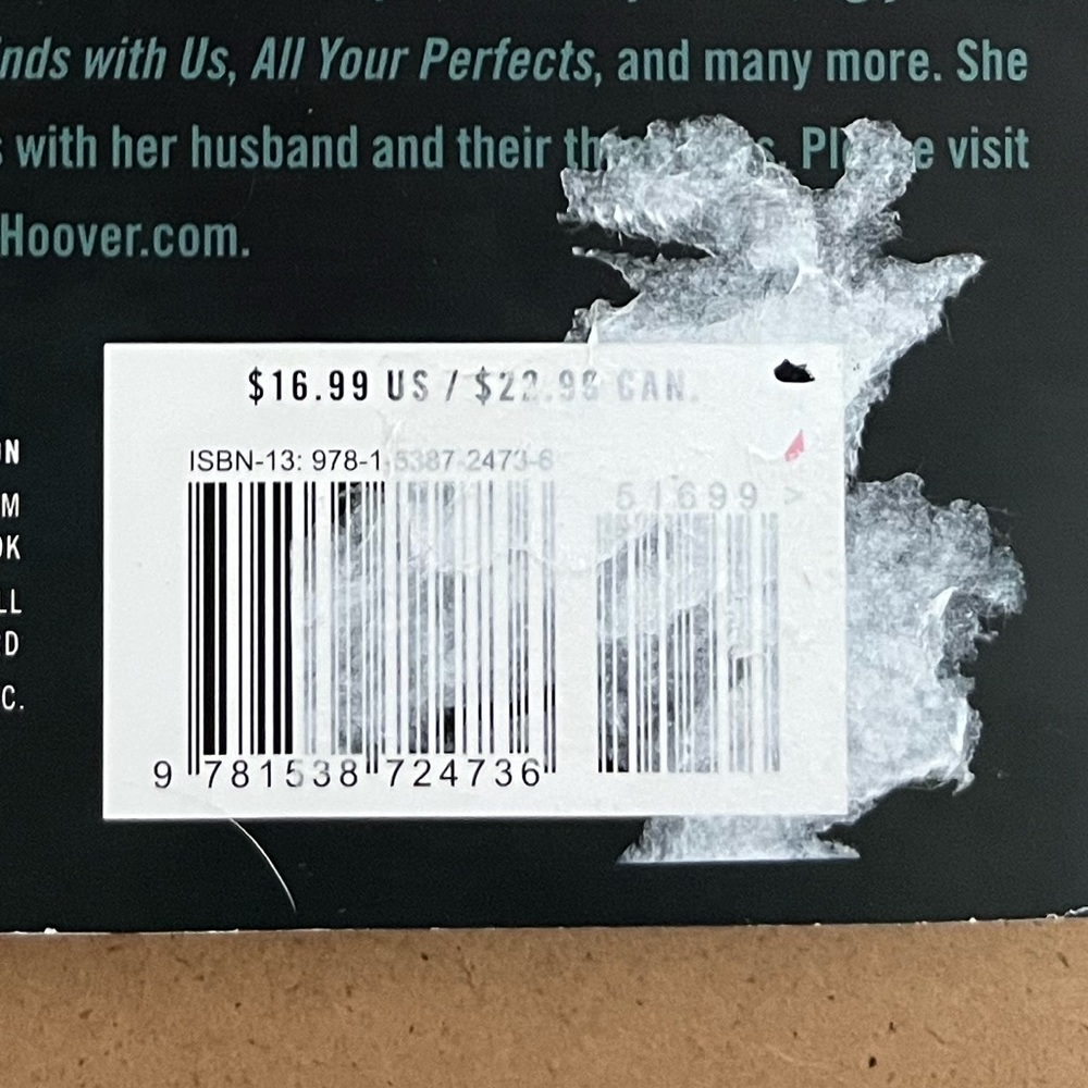 'Verity' - Colleen Hoover - Picture 3 of 3